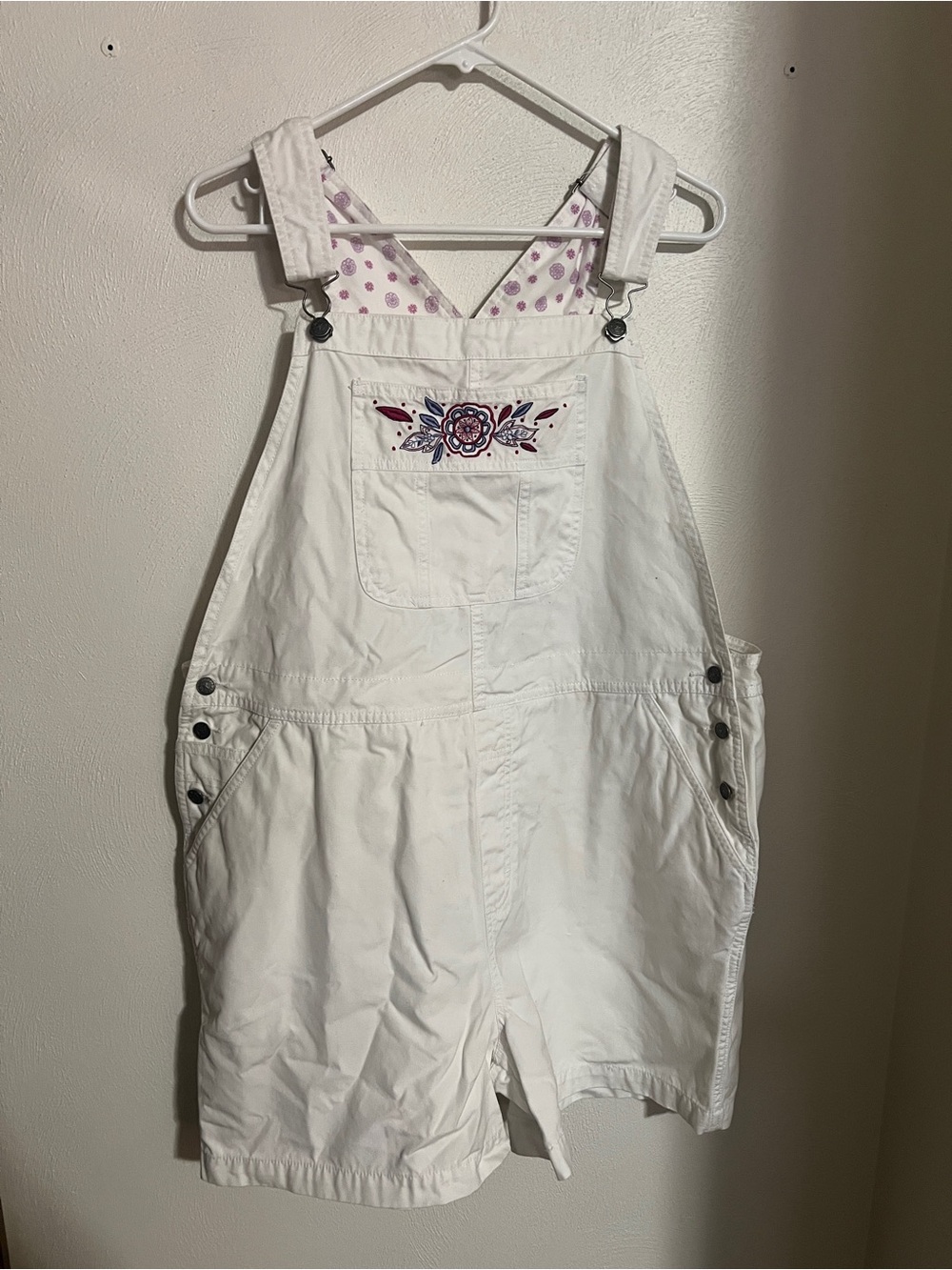 CHEROKEE Vintage Y2K Floral Embroidered Denim Overall Shorts White Red Womens XL